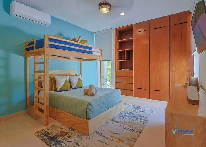 Casa de férias Modern Townhouse With Private Pool And Bbq Area *