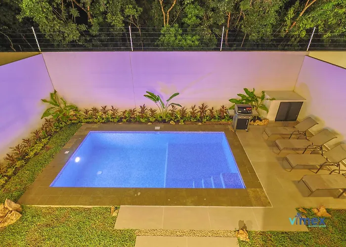 Modern Townhouse With Private Pool And Bbq Area Playa del Carmen